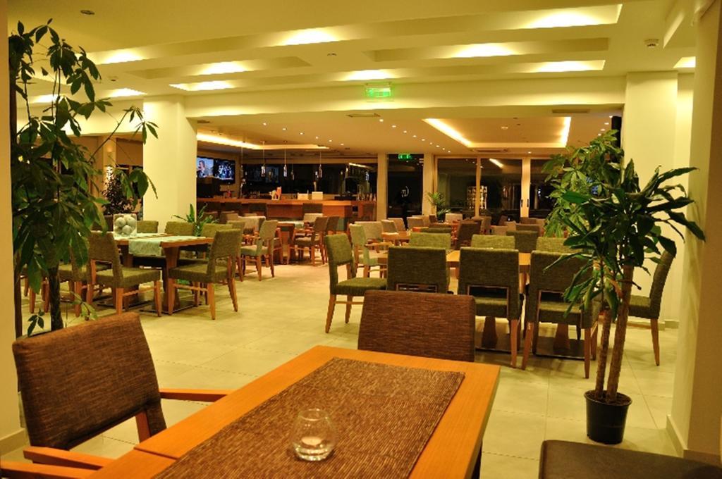 Corfu Mare Hotel -Adults Only 외부 사진