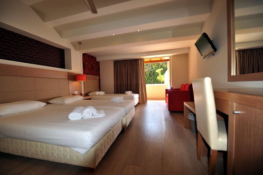 Corfu Mare Hotel -Adults Only 외부 사진