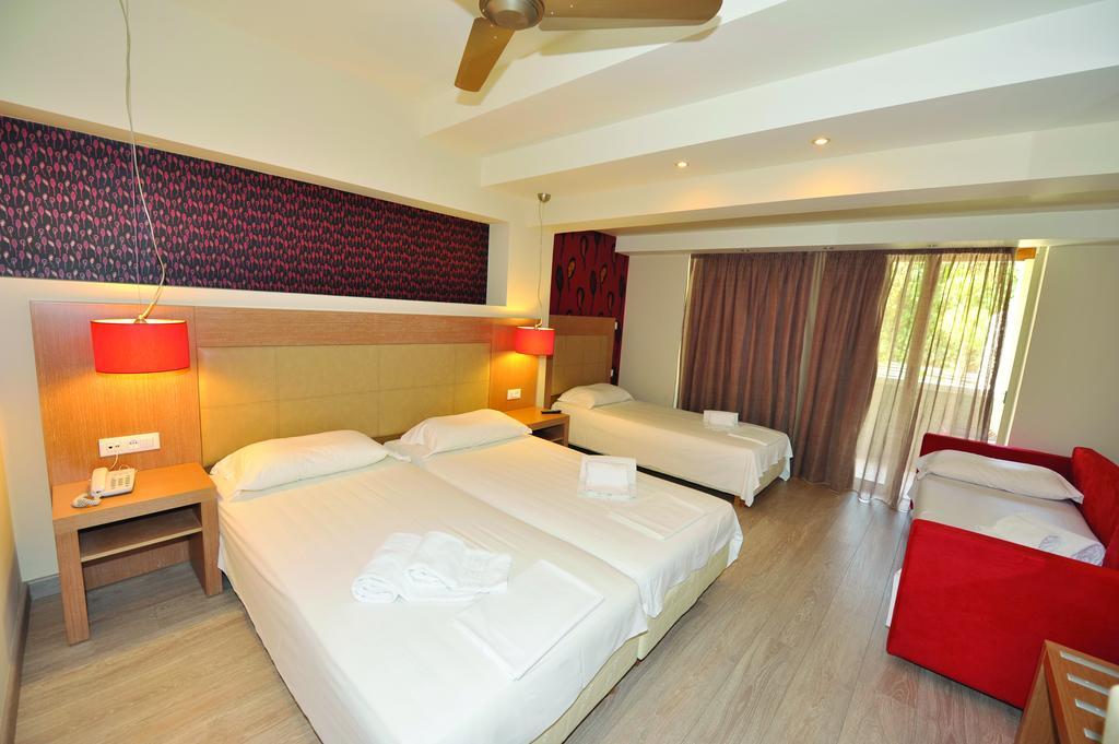 Corfu Mare Hotel -Adults Only 외부 사진